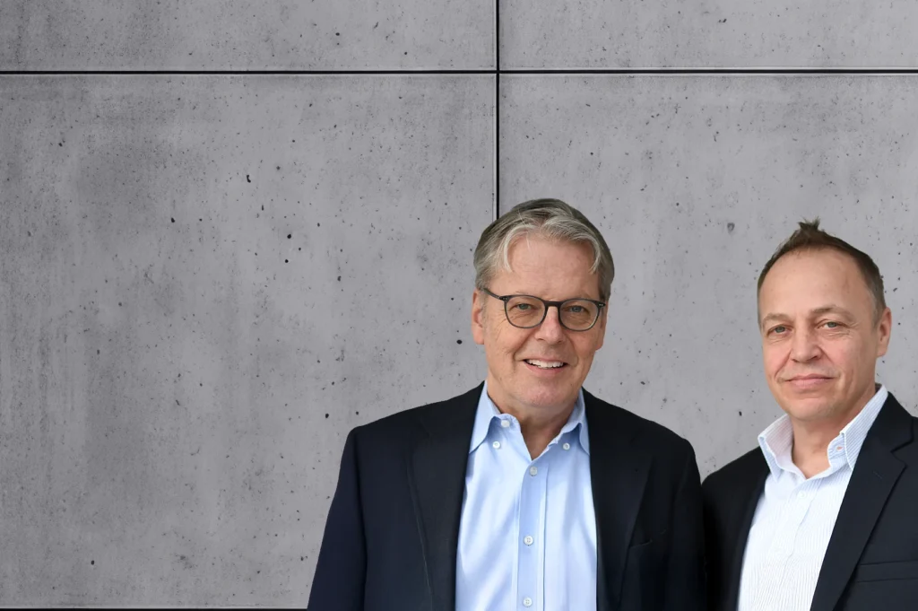 Die Geschäftsführer Jörg Fischer und Sebastian Fruchtzweig